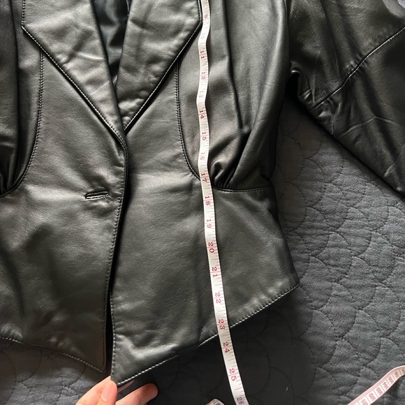 Vintage Real Leather Jacket - Picture 5 of 11
